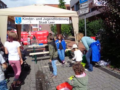 Bild vergr&ouml;&szlig;ern: Viel los am Stand der Kinder- und Jugendf&ouml;rderung