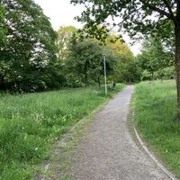 Bild vergr&ouml;&szlig;ern: Parkanlage  am Niedersachsenring