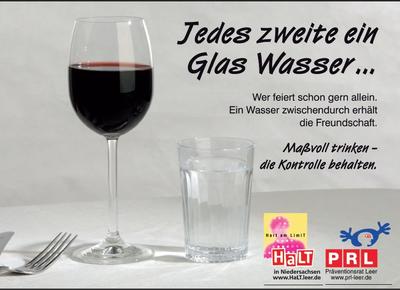 Jedes zweite ein Glas Wasser...